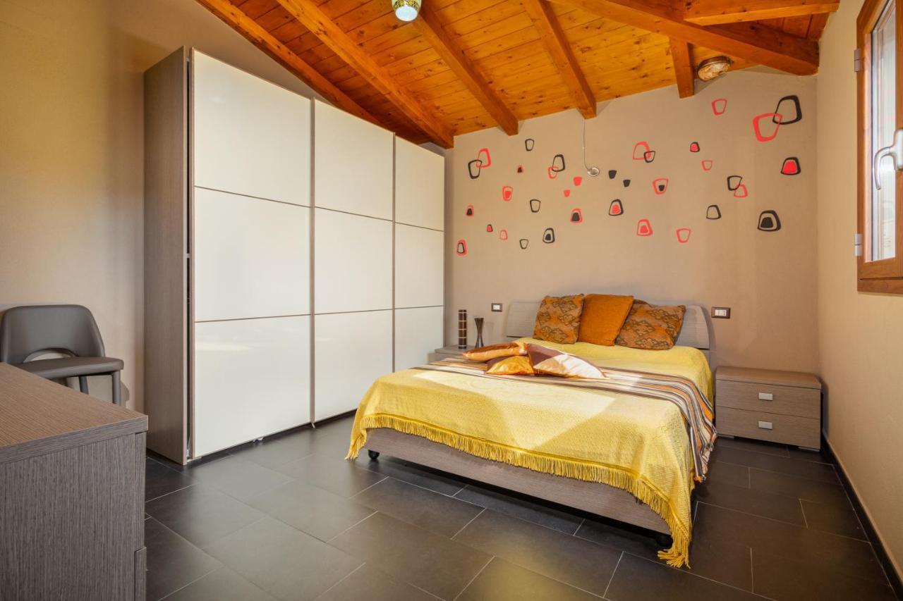 Casa A Schiera Будоні Екстер'єр фото