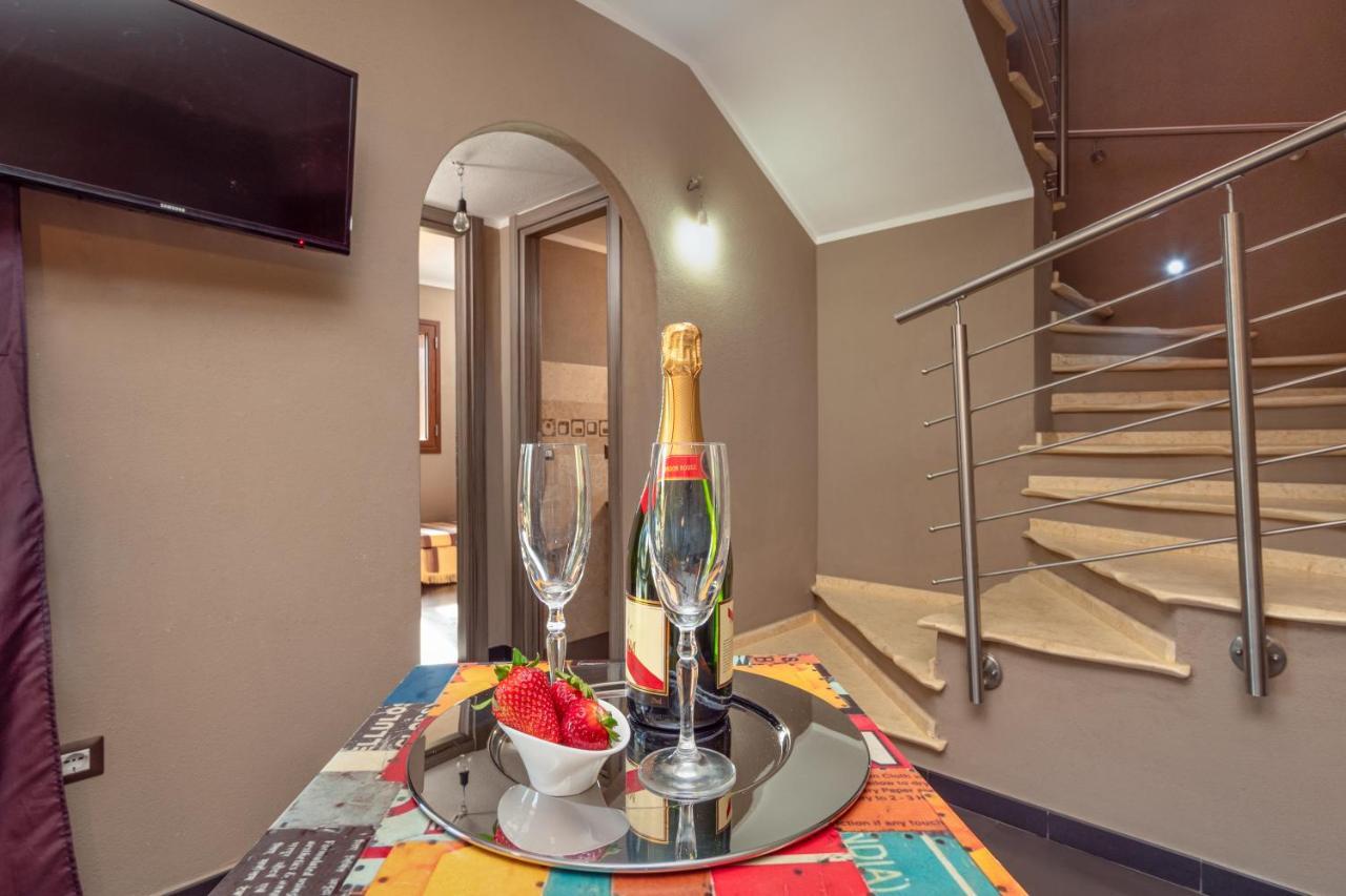 Casa A Schiera Будоні Екстер'єр фото